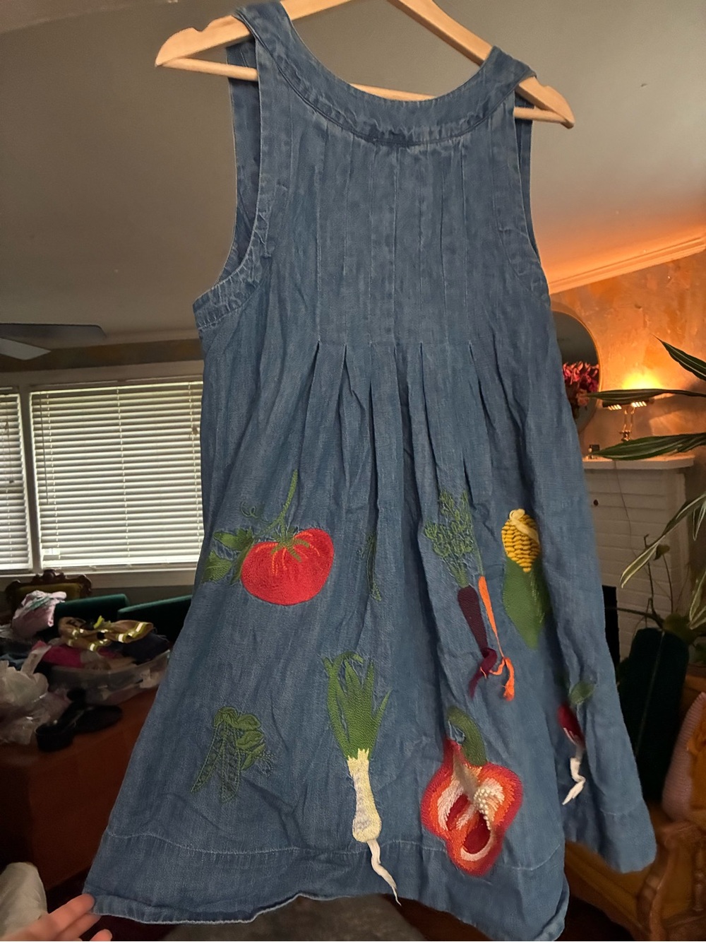 Maeve Veggie Sleeveless V-Neck Dress with Colorful Vegetable Embroidery - Picture 2 of 7